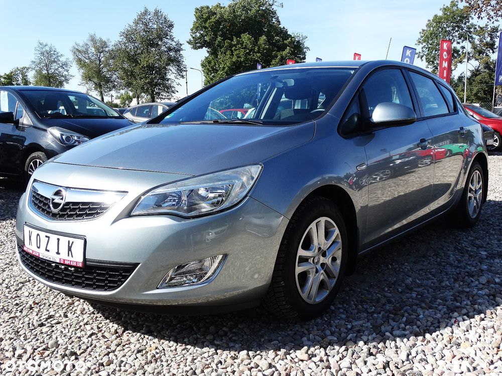 Opel Astra 1.6 Automatik Color Edition - 5