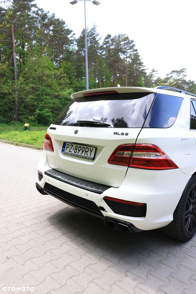 Mercedes-Benz ML - 22