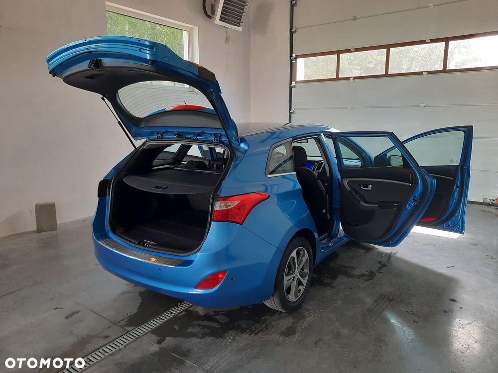 Hyundai i30 1.4 CRDi Premium - 19