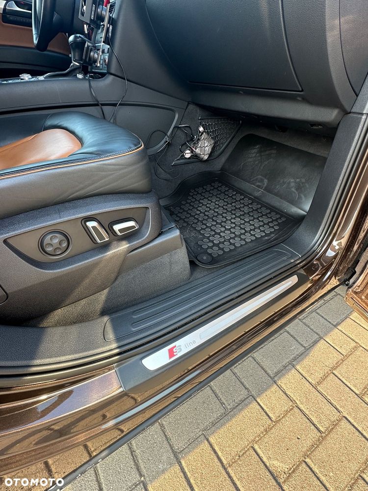 Audi Q7 - 11