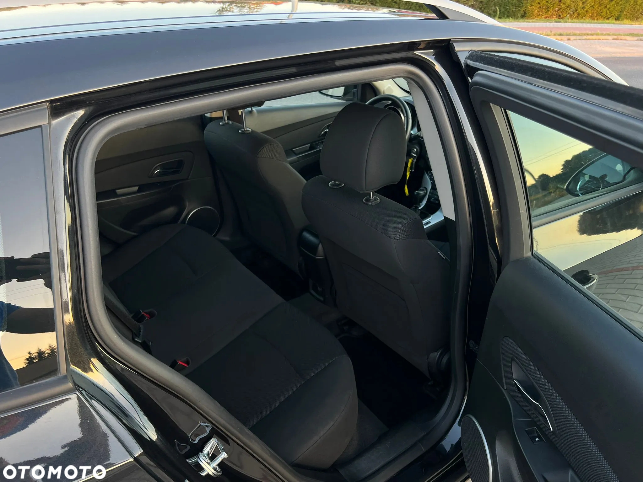 Chevrolet Cruze 1.7 LT - 11
