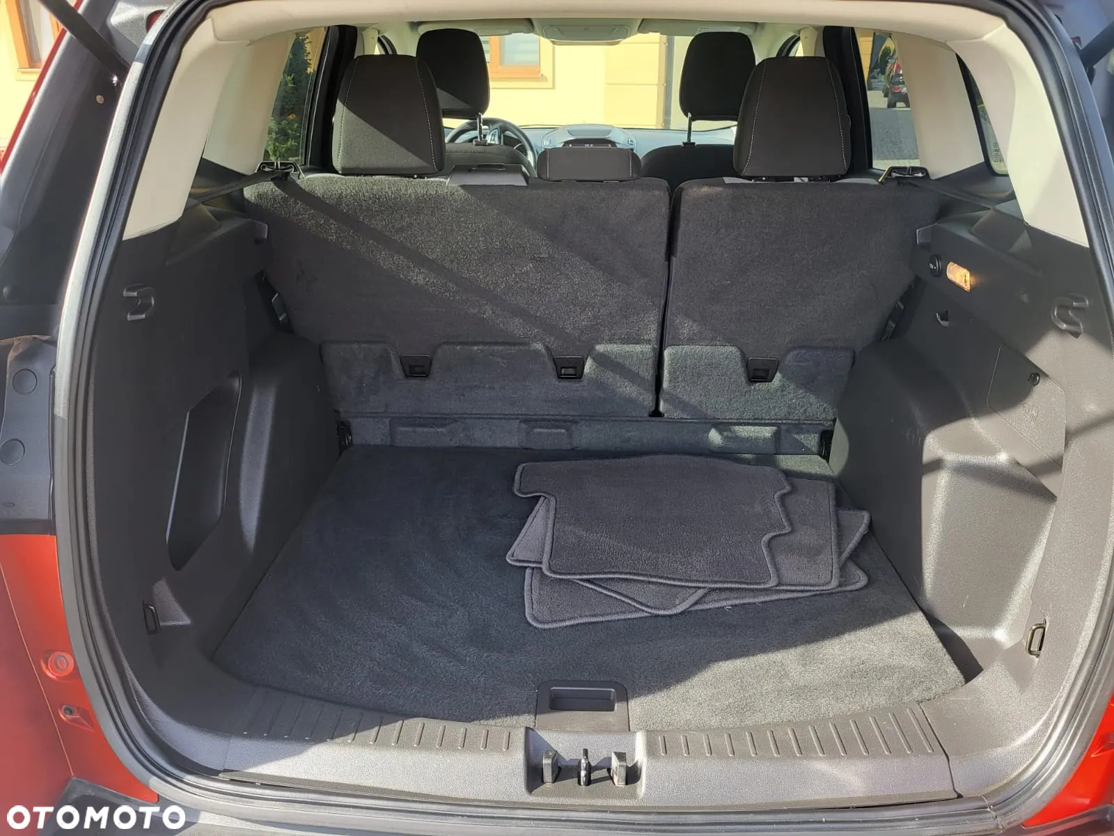 Ford Kuga - 23
