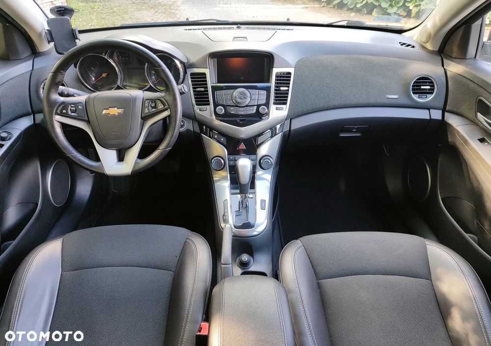 Chevrolet Cruze 1.8 LTZ+ - 7
