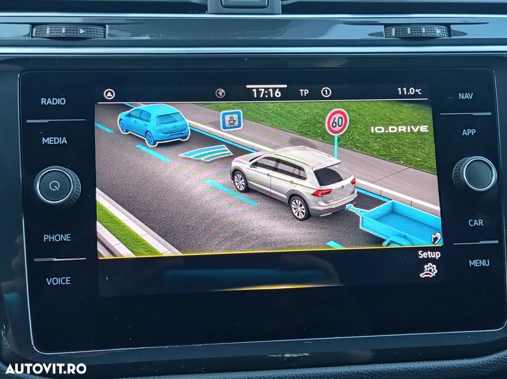 Volkswagen Tiguan 2.0 TDI 4Mot DSG Elegance - 29