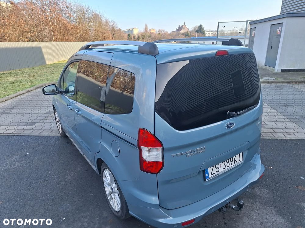 Ford Tourneo Courier 1.0 EcoBoost Trend - 4