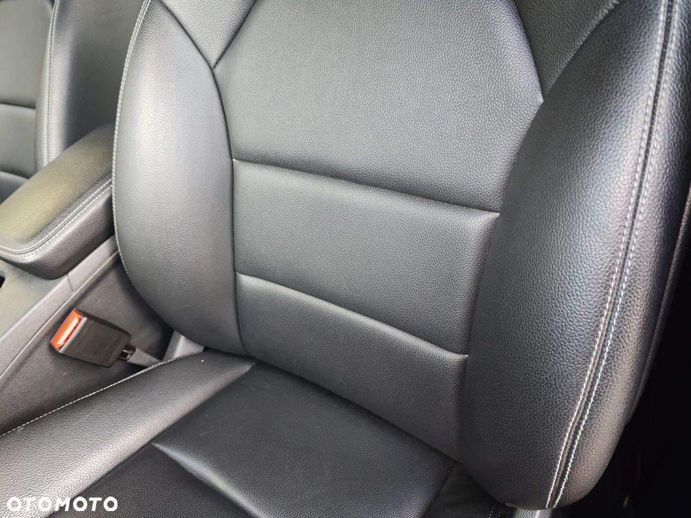 Mercedes-Benz Klasa B 180 BlueEFFICIENCY Edition - 23