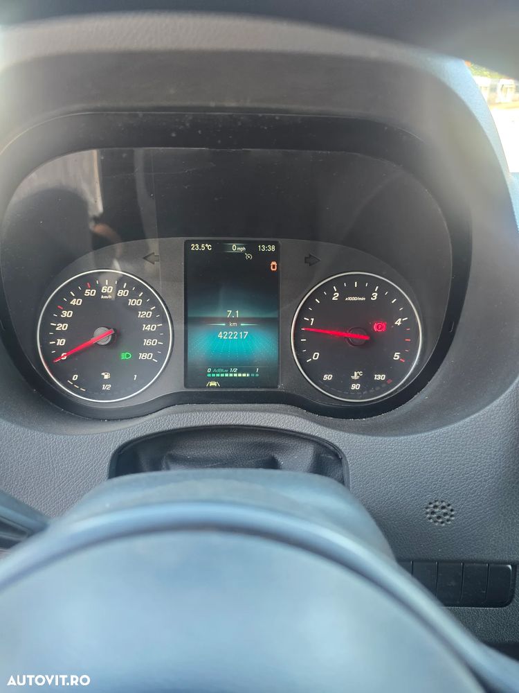 Mercedes-Benz Sprinter - 16