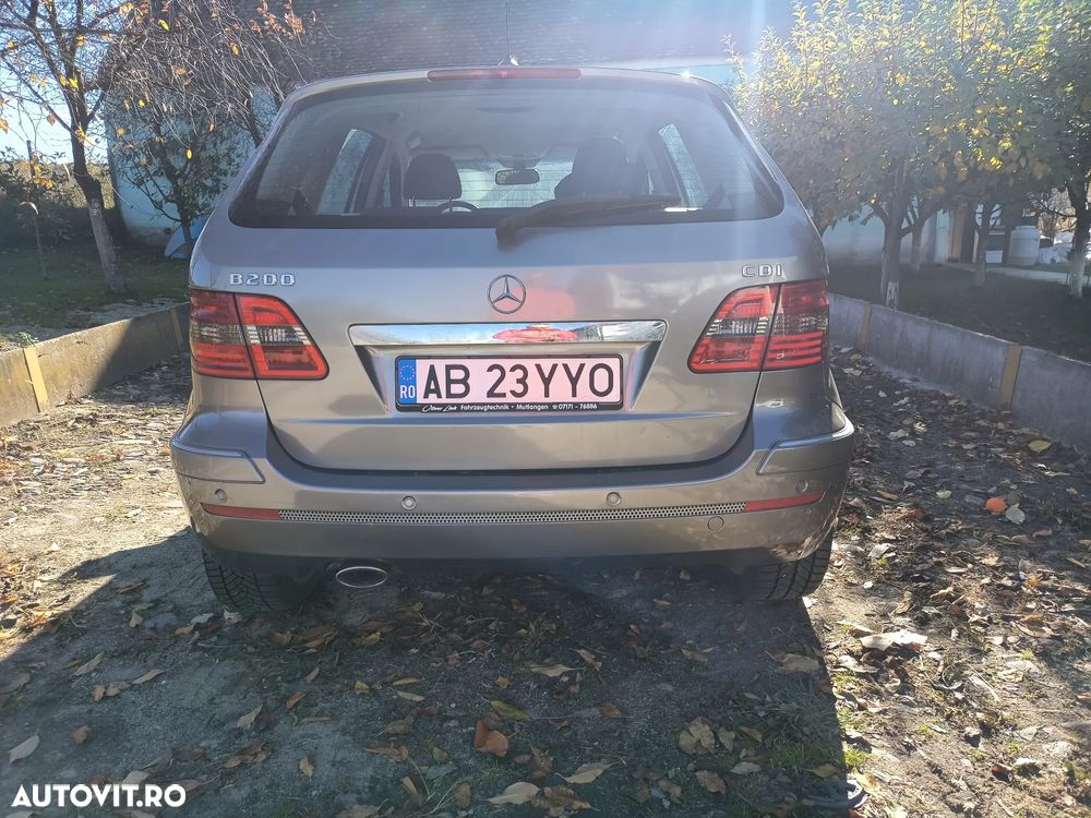 Mercedes-Benz B 200 CDI Autotronic - 5