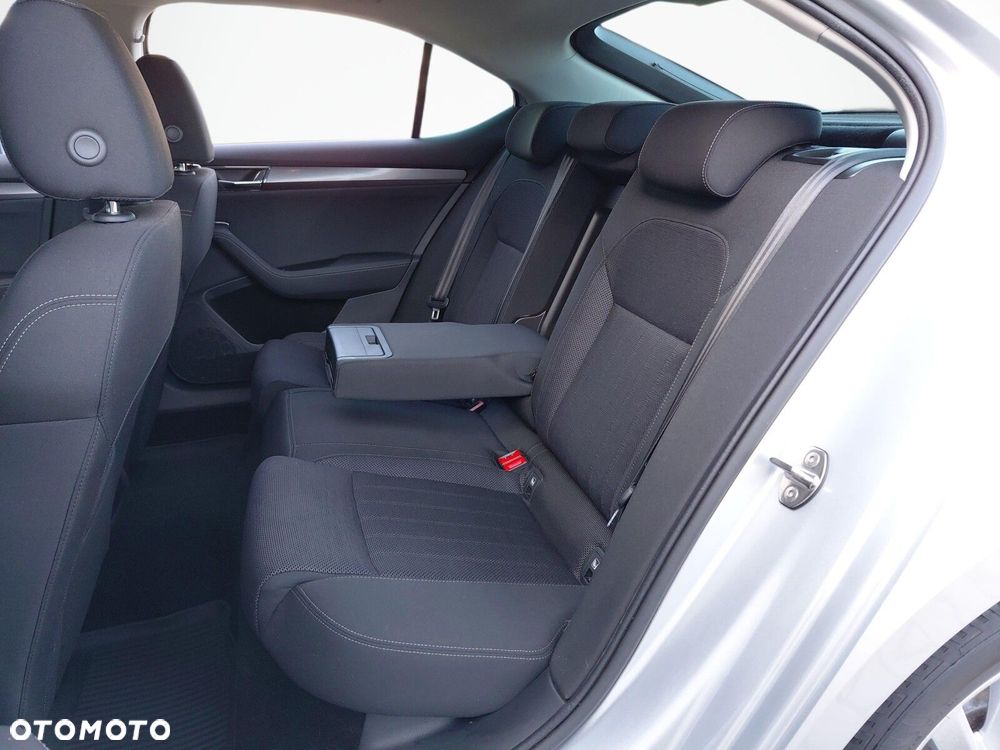 Skoda Superb - 11