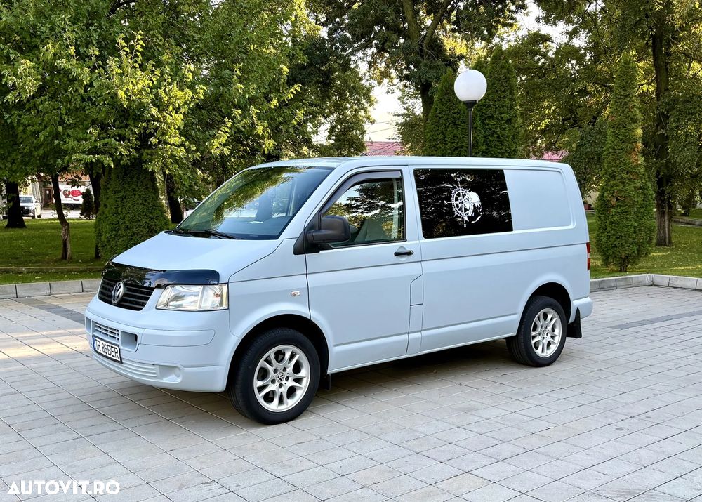 Volkswagen Transporter Caravelle Kurz (5.Si.) - 1
