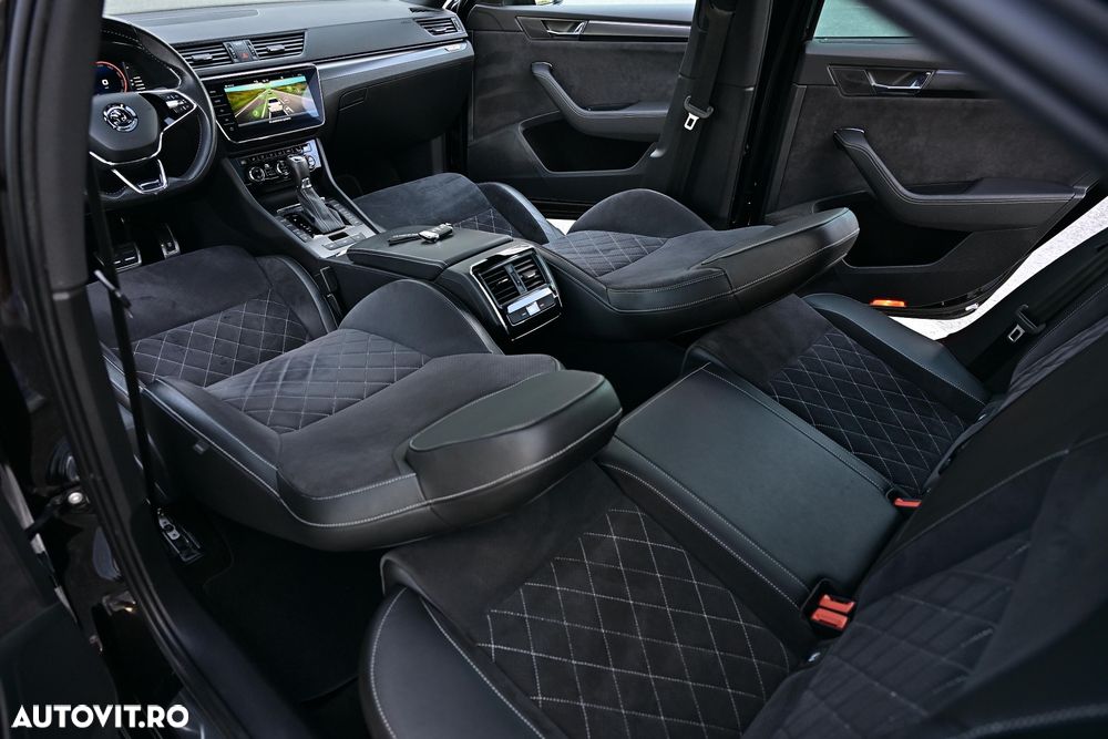 Skoda Superb 2.0 TDI DSG Sportline - 25