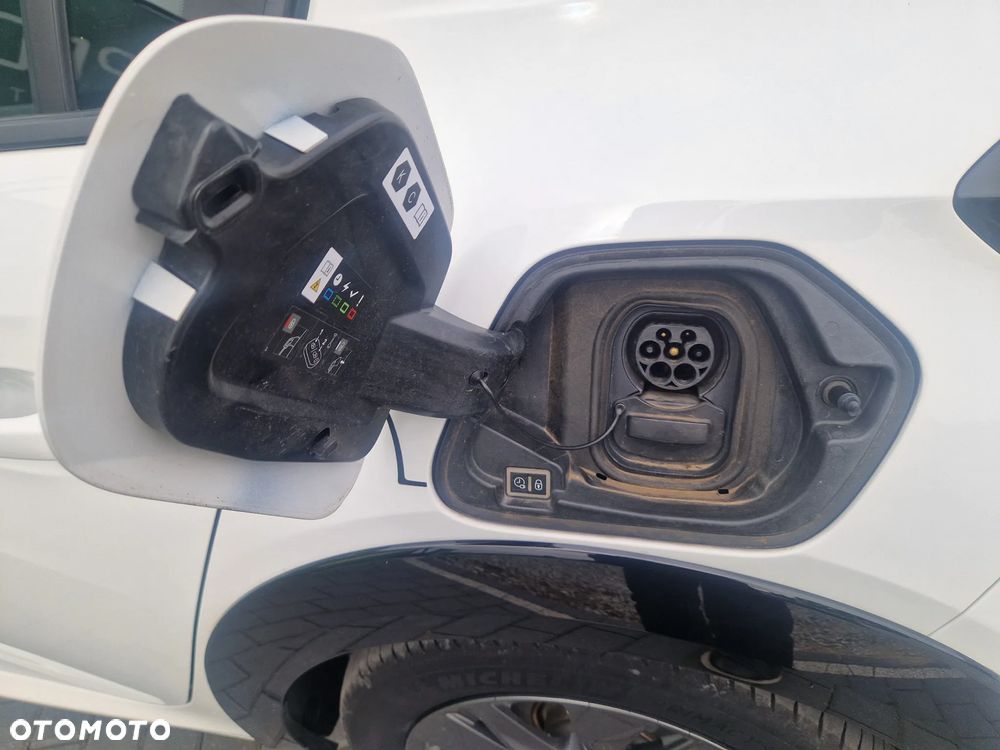 Peugeot 208 Elektromotor 136 Allure - 16