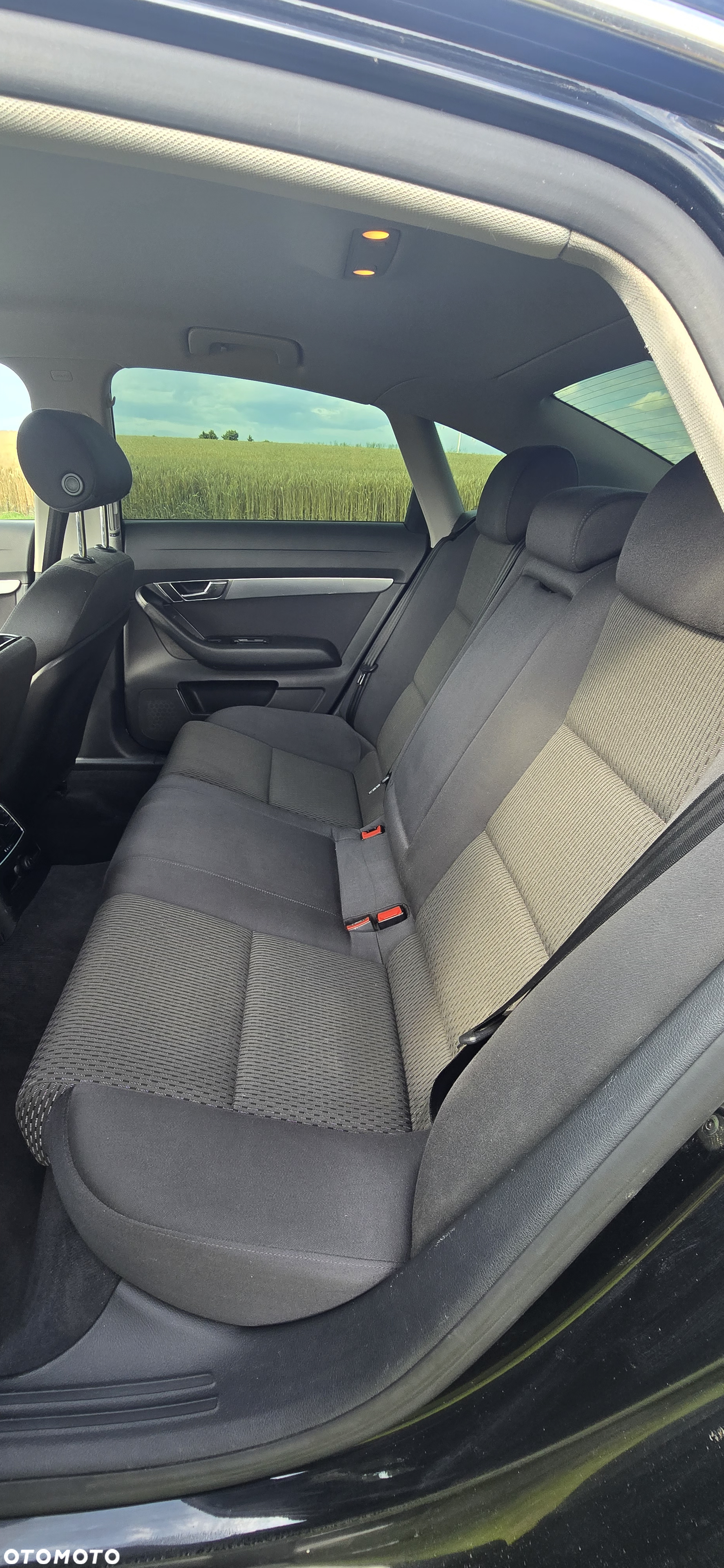 Audi A6 2.0T FSI - 10