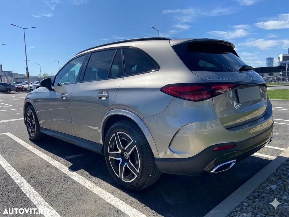 MERCEDES-BENZ GLC 2023 — imagine 7