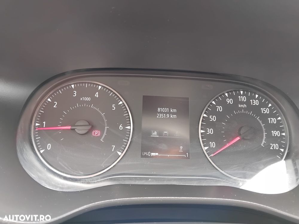 Dacia Sandero Stepway TCe 90 MT6 Expression - 11