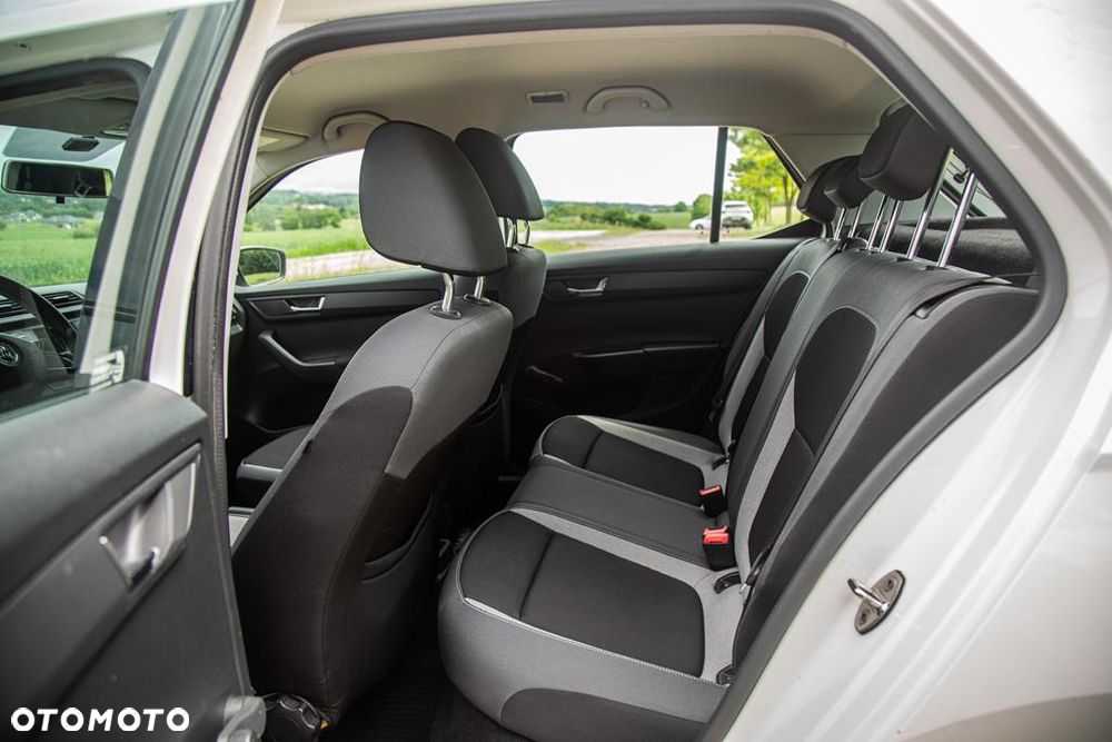 Skoda Fabia 1.0 Active - 5
