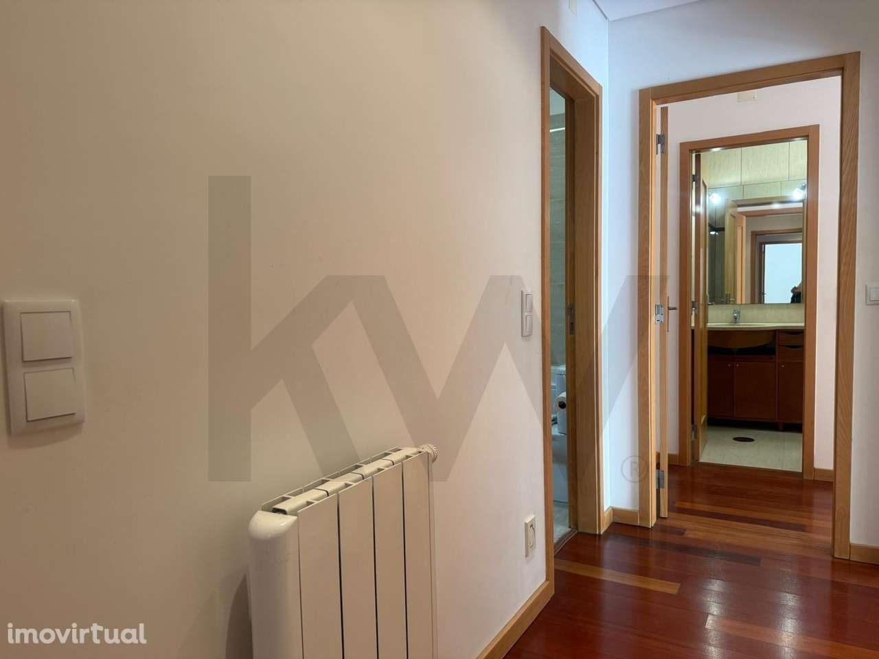 Apartamento T2 com Garagem – Vale das Flores | Excelente Exposição Sol - Grande imagem: 5/9