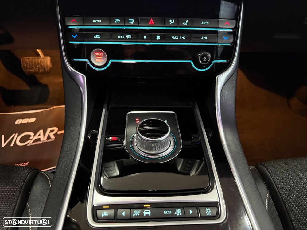 Jaguar XE 20d Aut. R-Sport - 21