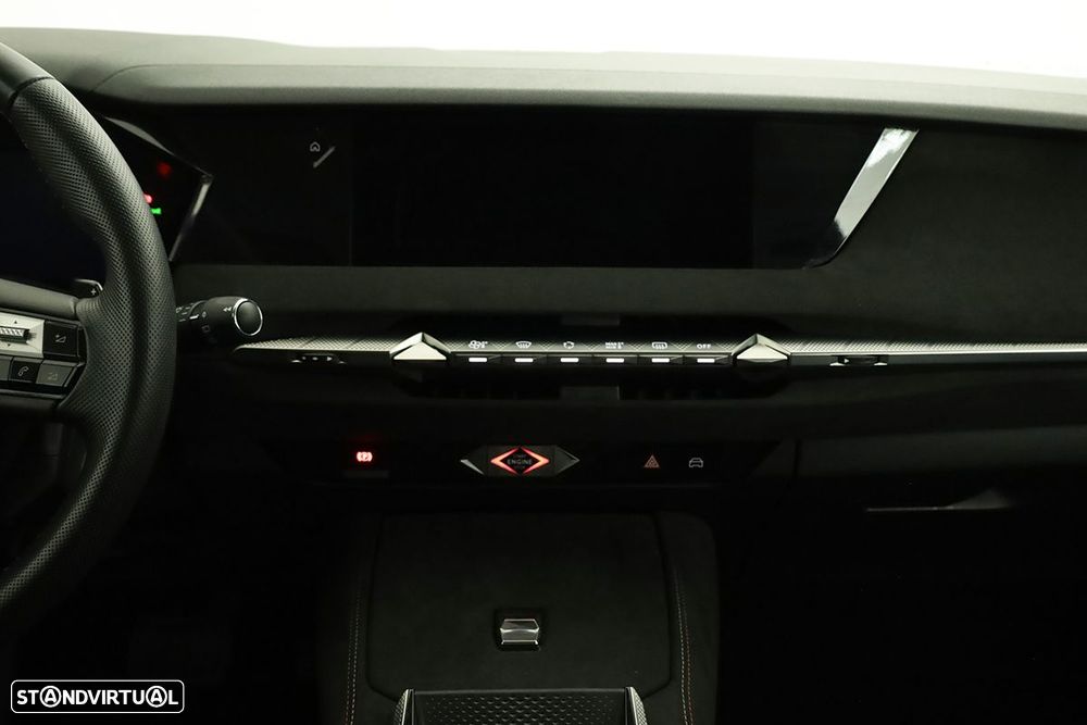 DS DS4 4 1.2 PureTech Performance Line EAT8 - 9