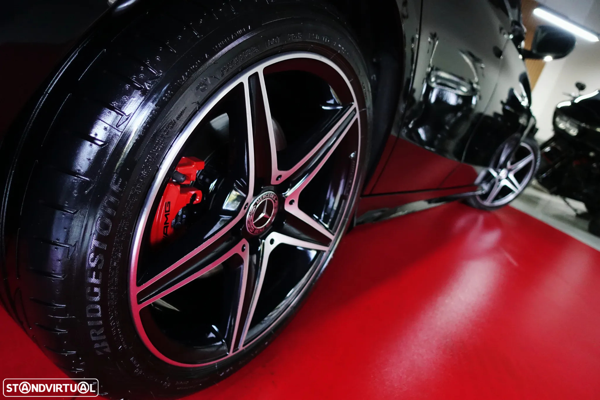 Mercedes-Benz C 300 h AMG Line - 25