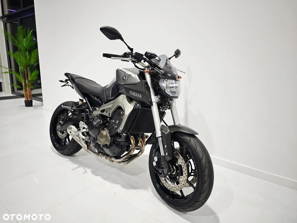 Yamaha MT - 2