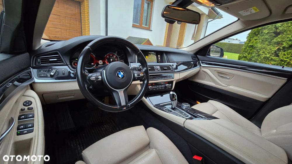 BMW Seria 5 525d xDrive Luxury Line - 25