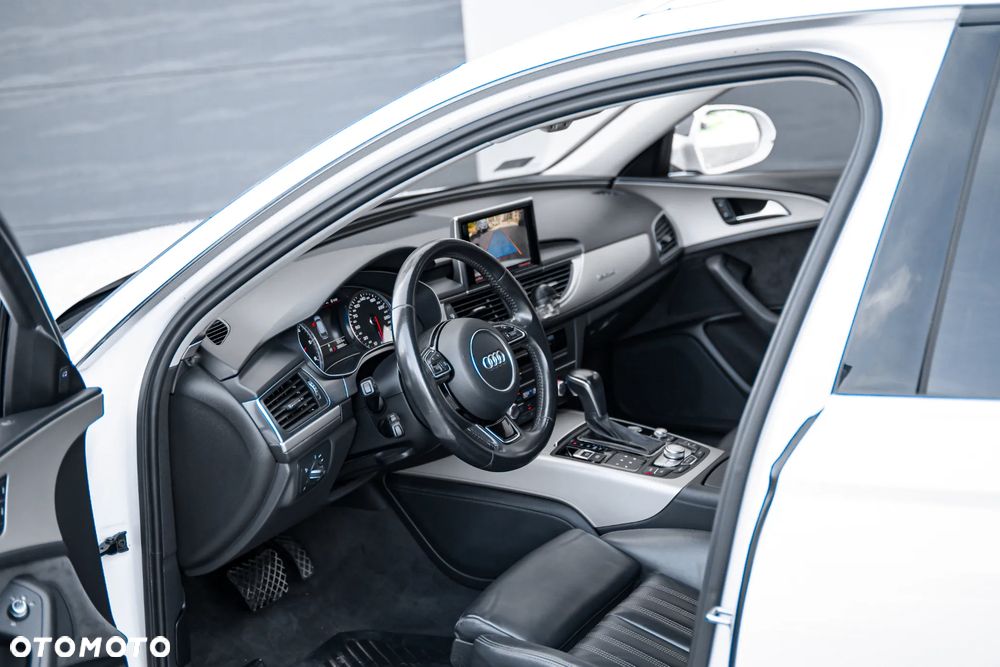 Audi A6 Allroad - 11