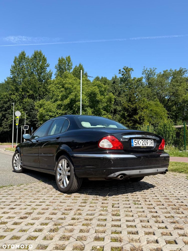 Jaguar X-Type 3.0 V6 4x4 Executive - 2