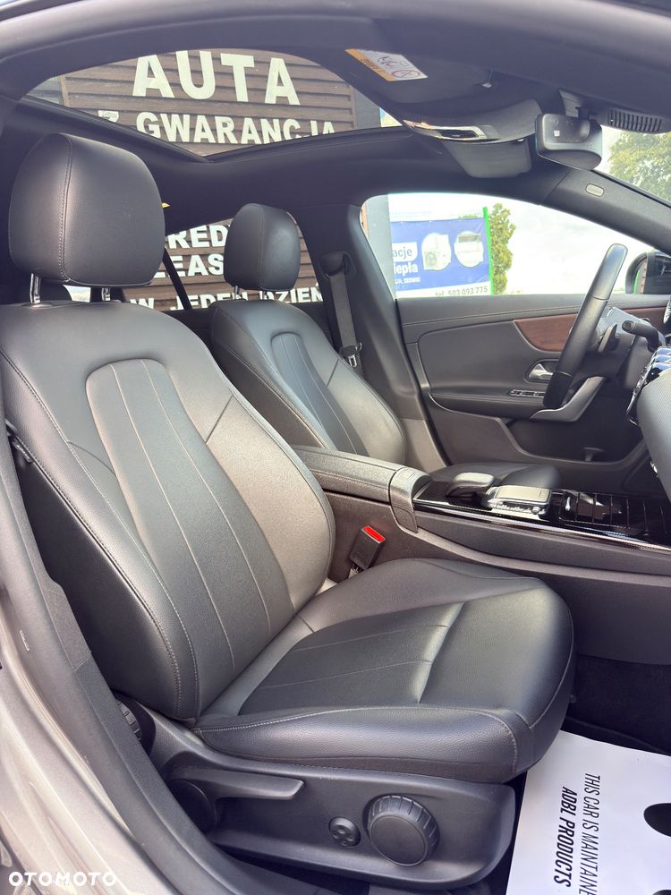 Mercedes-Benz CLA 200 7G-DCT Edition Progressive Line - 19