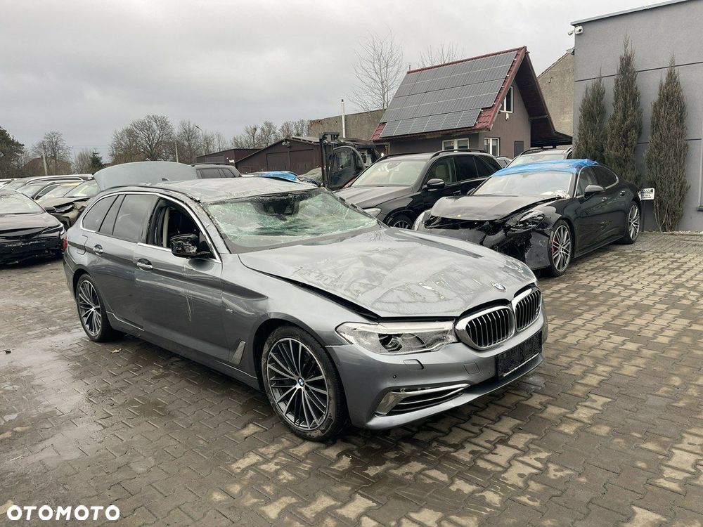 BMW Seria 5 540i xDrive GPF Luxury Line - 6