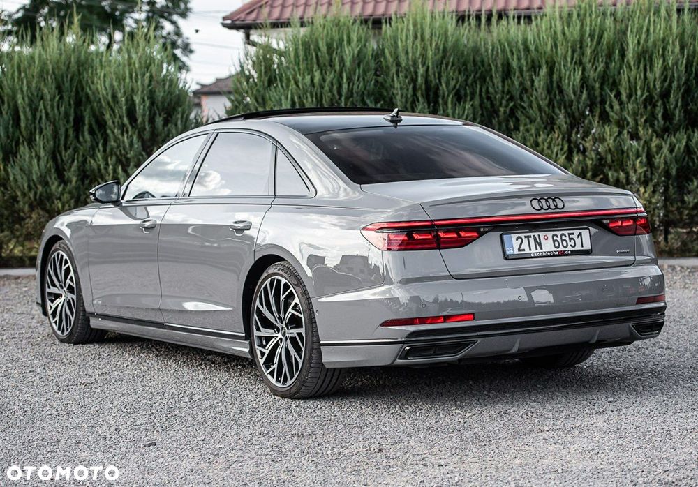 Audi A8 - 9