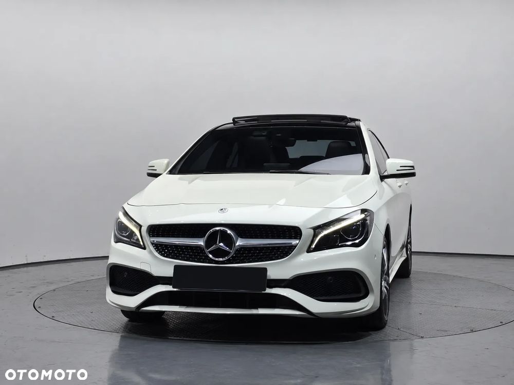 Mercedes-Benz CLA - 3