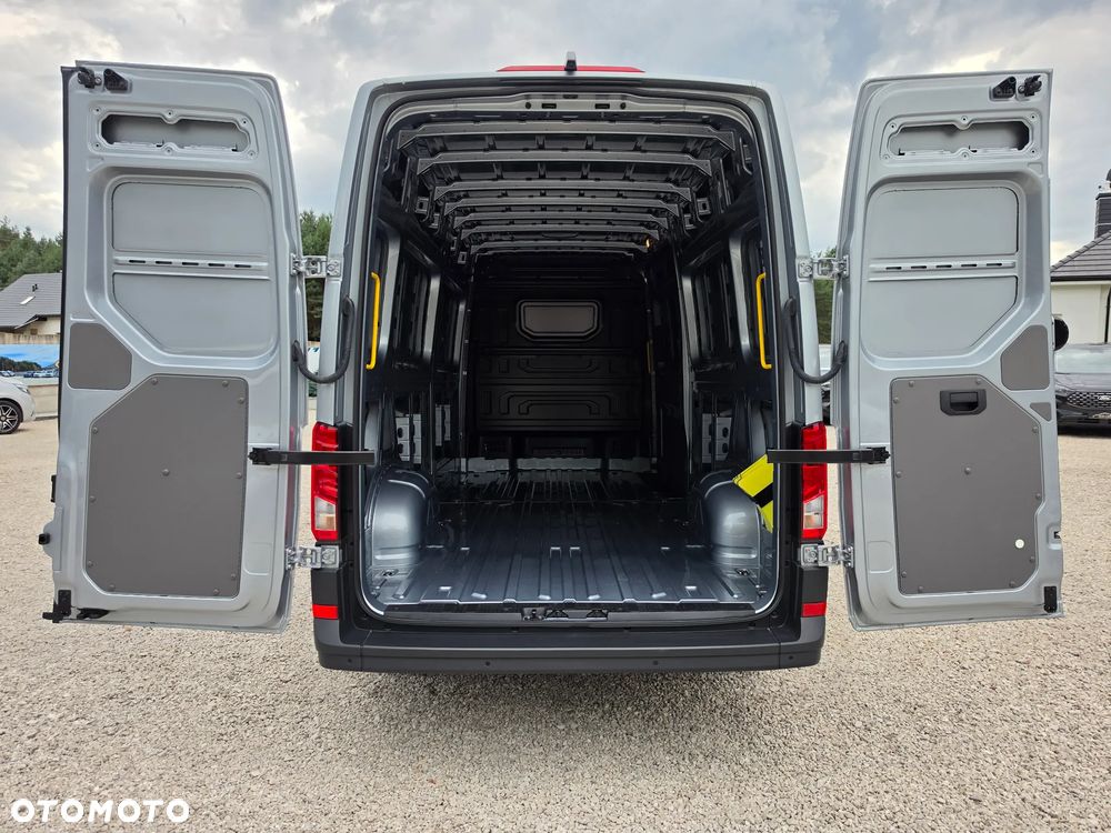 Volkswagen CRAFTER L4H3 Nowy bez przebiegu od Ręki SALON PL FV23% - 32