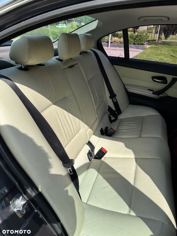 BMW Seria 3 - 17