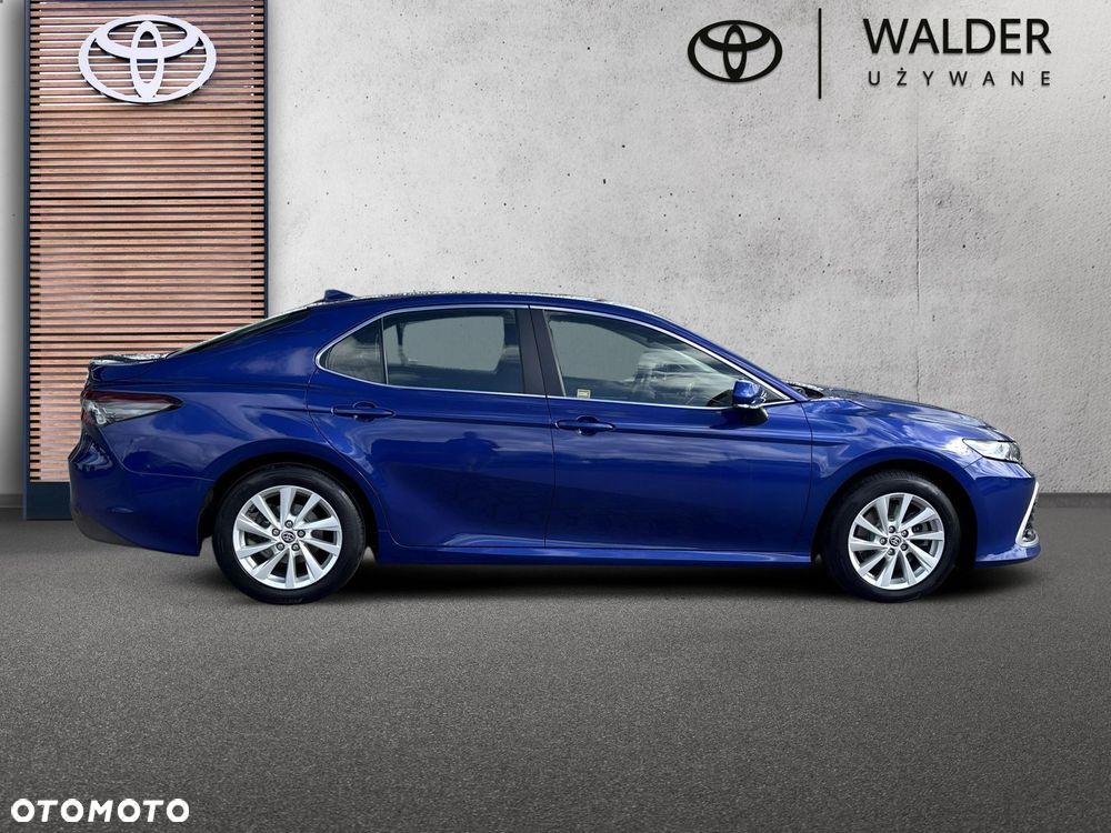 Toyota Camry 2.5 Hybrid Comfort CVT - 6