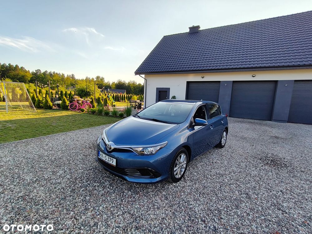 Toyota Auris 1.33 Dual-VVT-i - 24