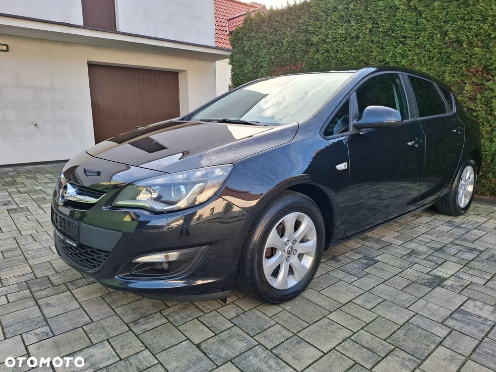 Opel Astra - 2