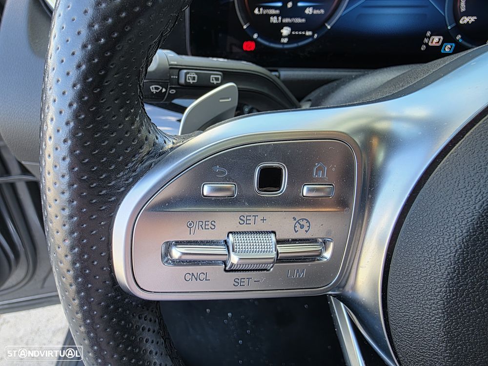 Mercedes-Benz GLA 250 e 8G-DCT AMG Line - 27