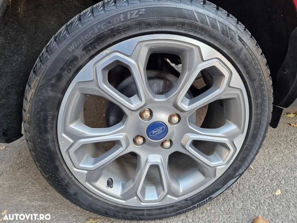 Ford EcoSport - 21