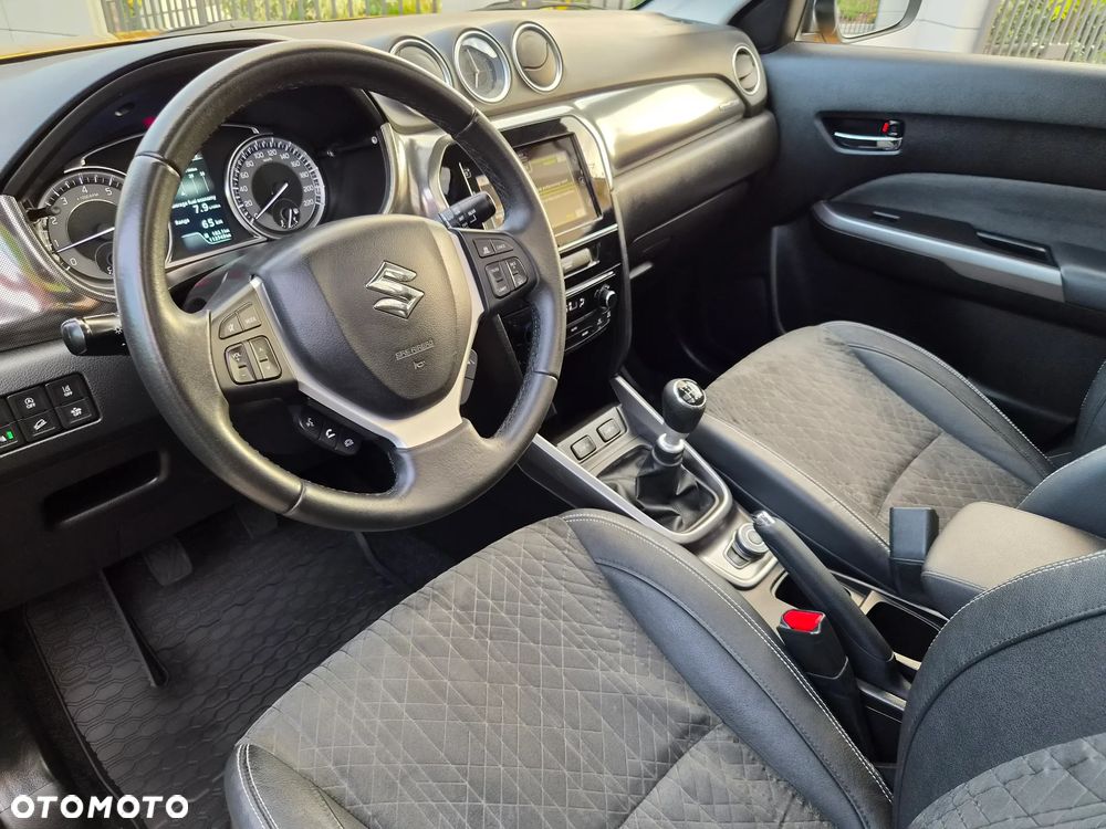 Suzuki Vitara 1.4 Boosterjet XLED 4WD - 18