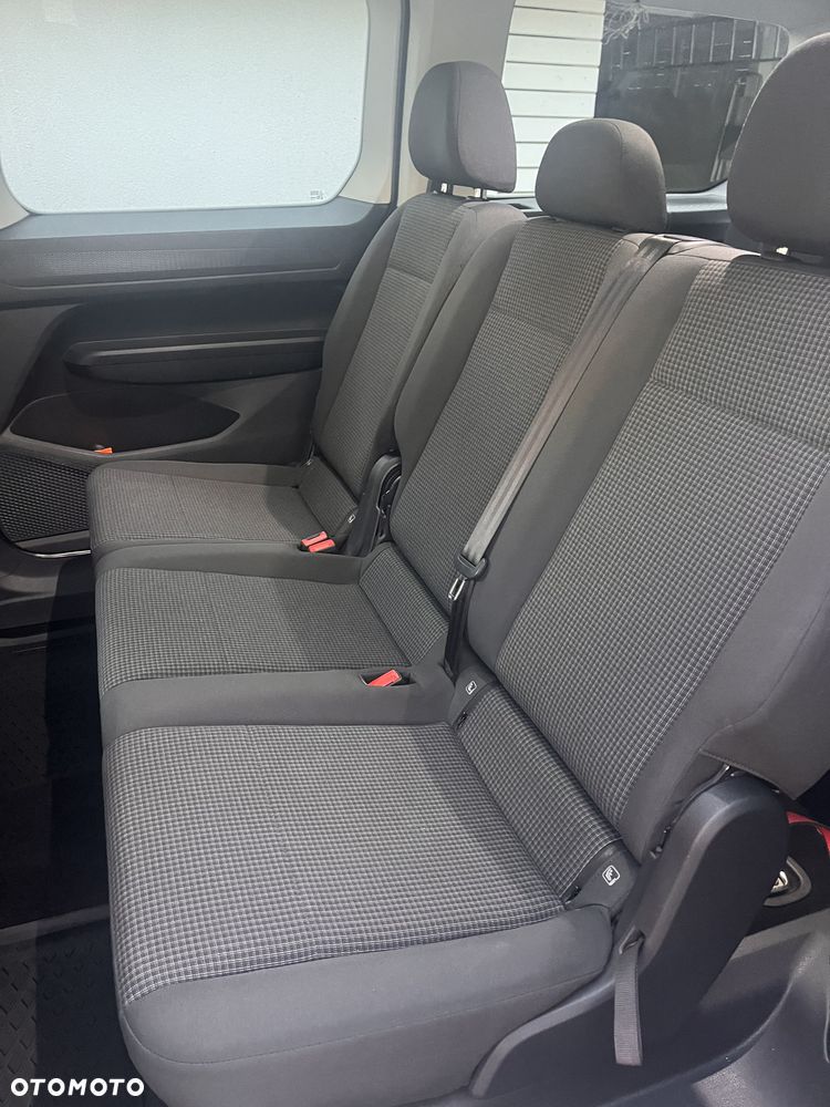 Volkswagen Caddy Maxi 2.0 TDI DSG - 6