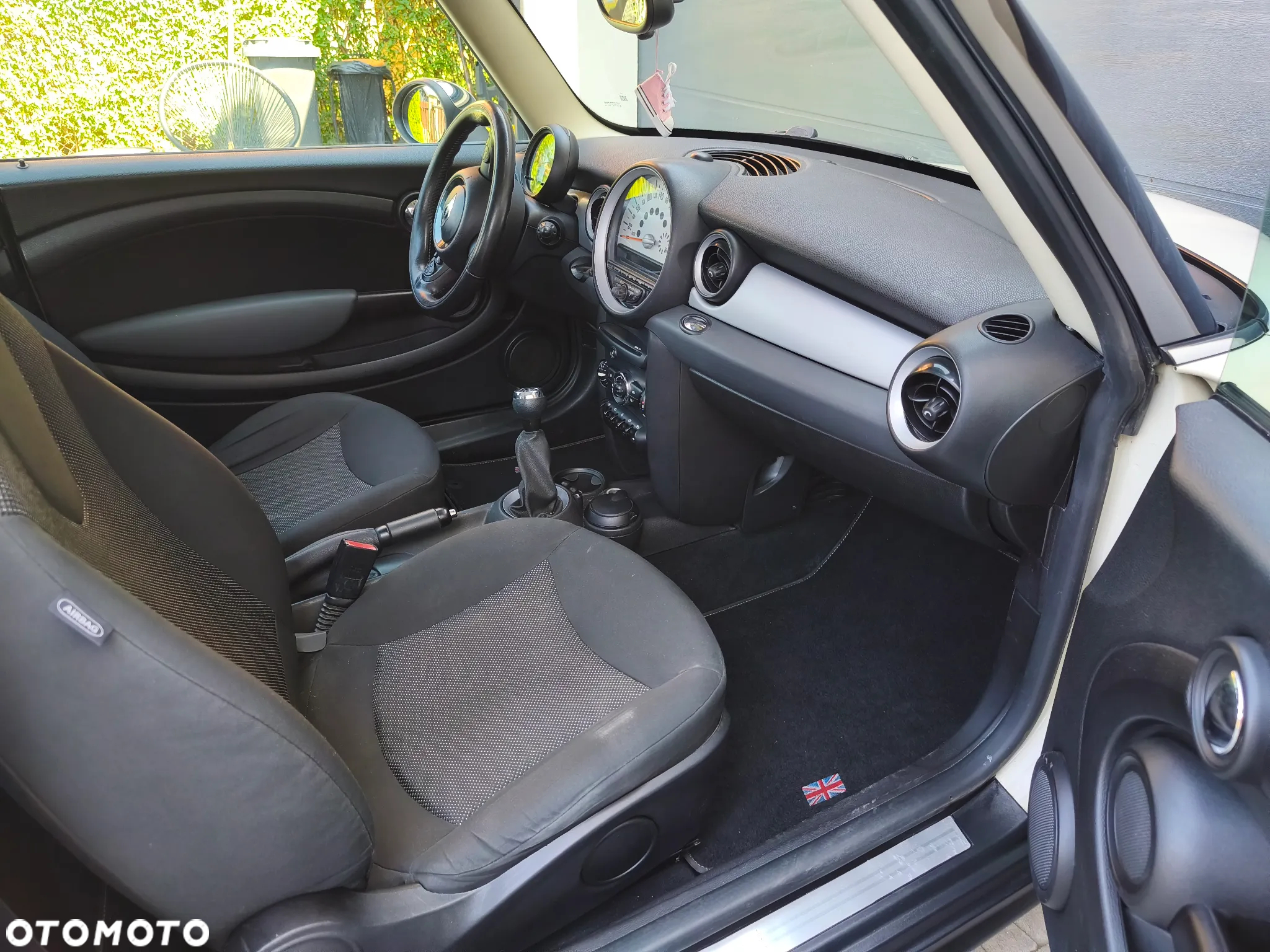 MINI ONE Standard - 2