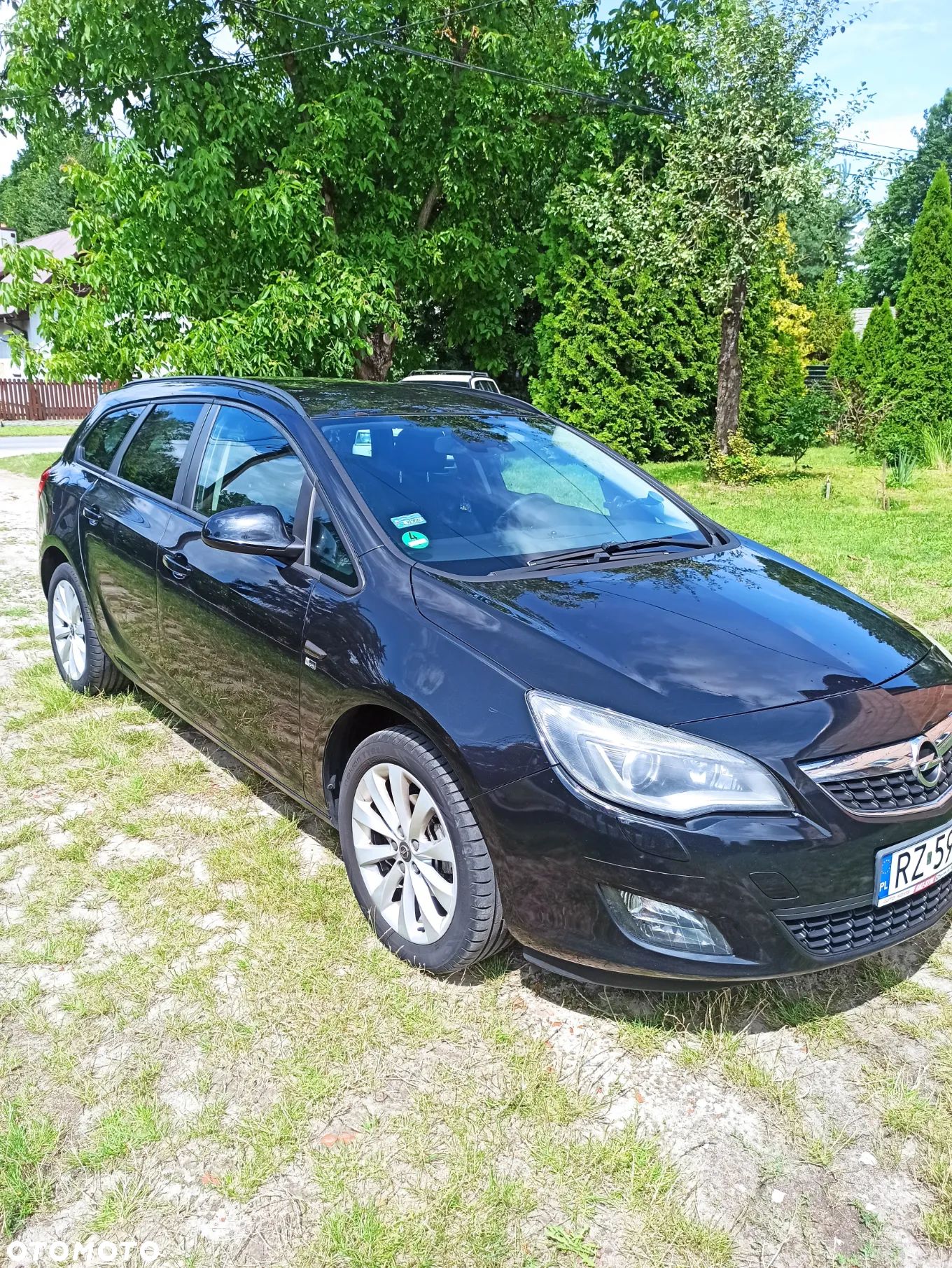 Opel Astra IV 1.4 T Edition 150 - 1
