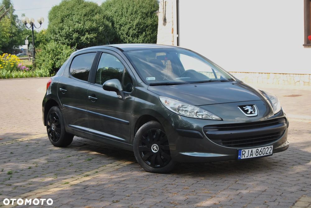 Peugeot 207 95 VTi Tendance - 2