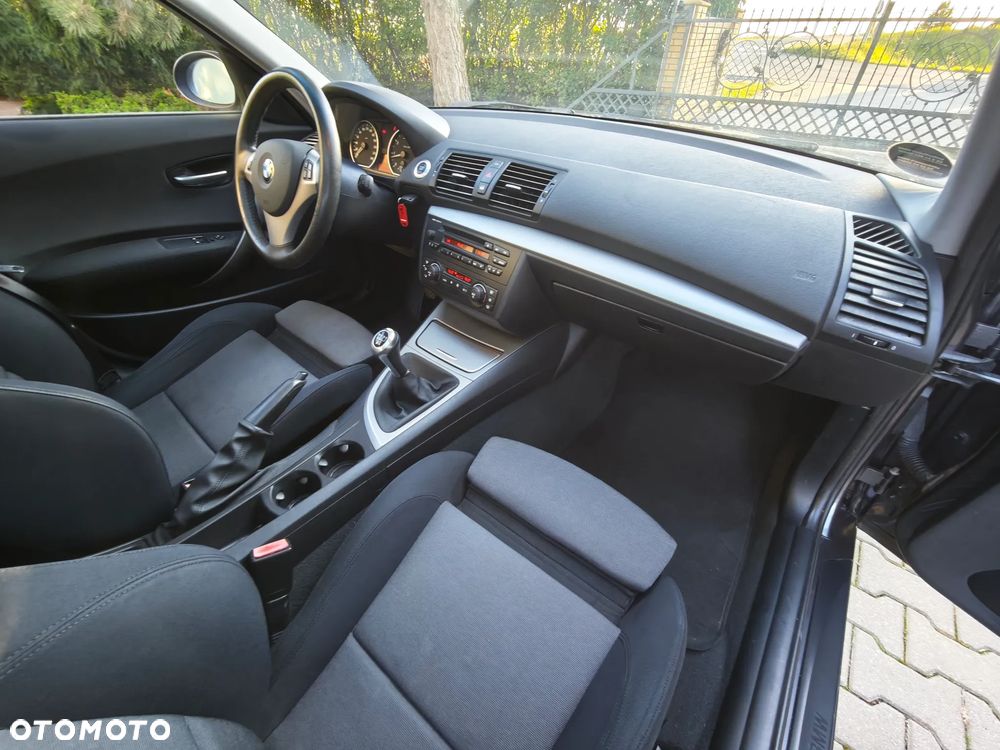 BMW Seria 1 118i - 30