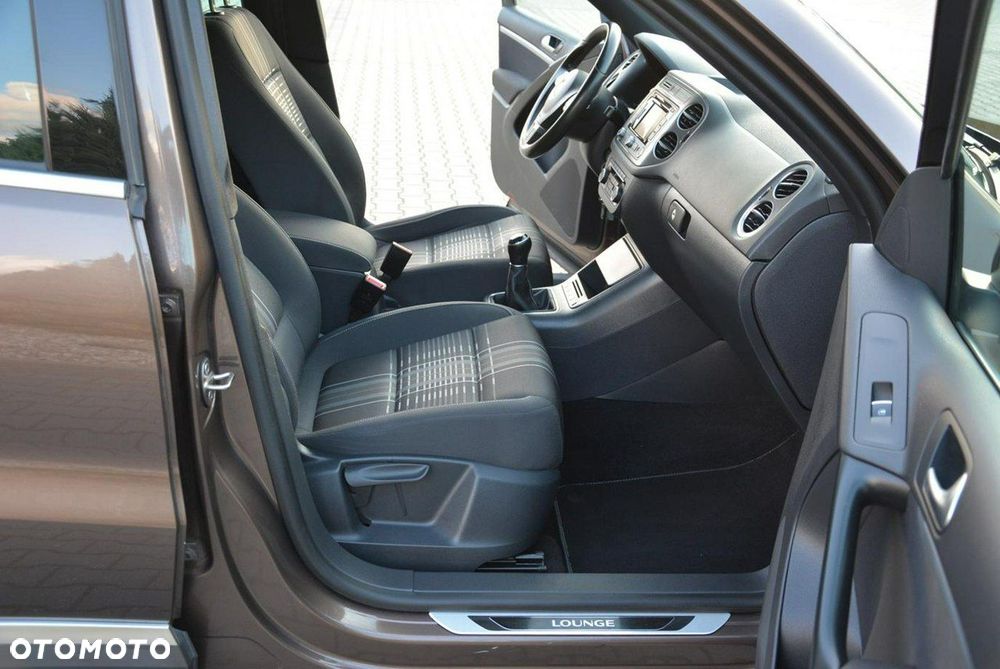 Volkswagen Tiguan - 19