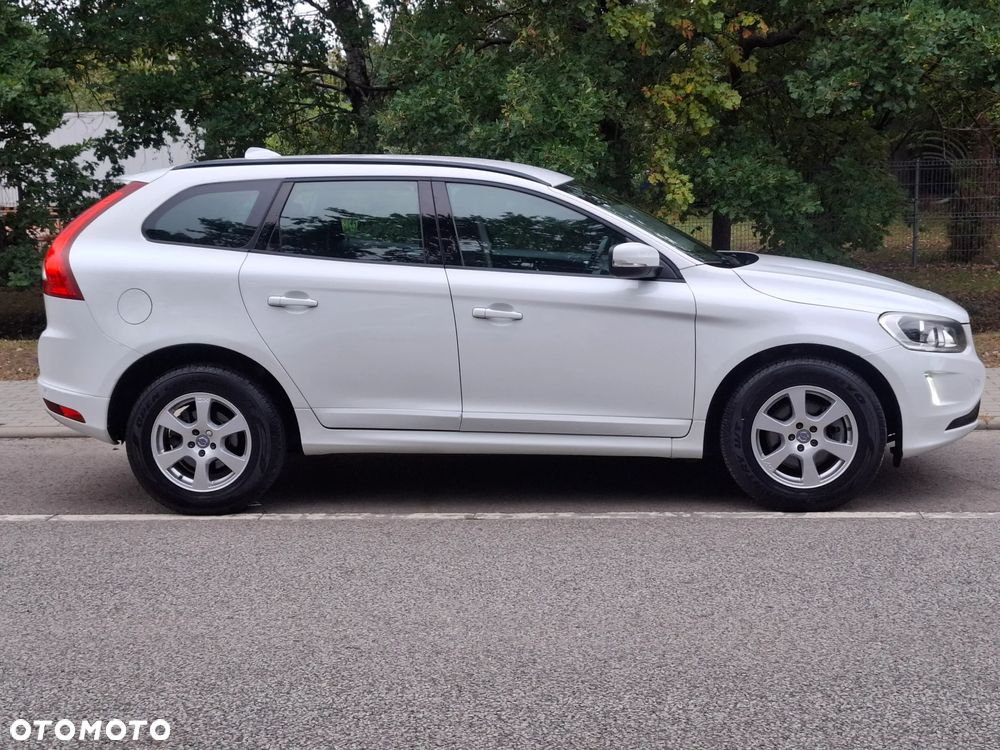 Volvo XC 60 D3 Drive-E R-Design Kinetic - 8