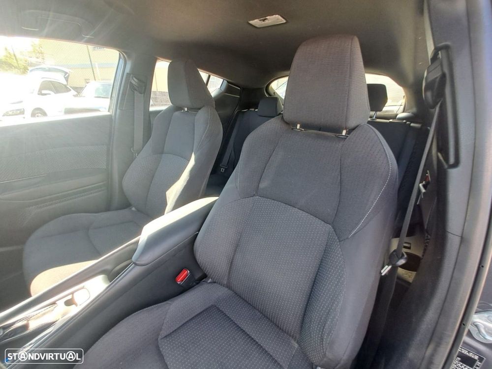 Toyota C-HR 1.8 HSD Lounge - 8