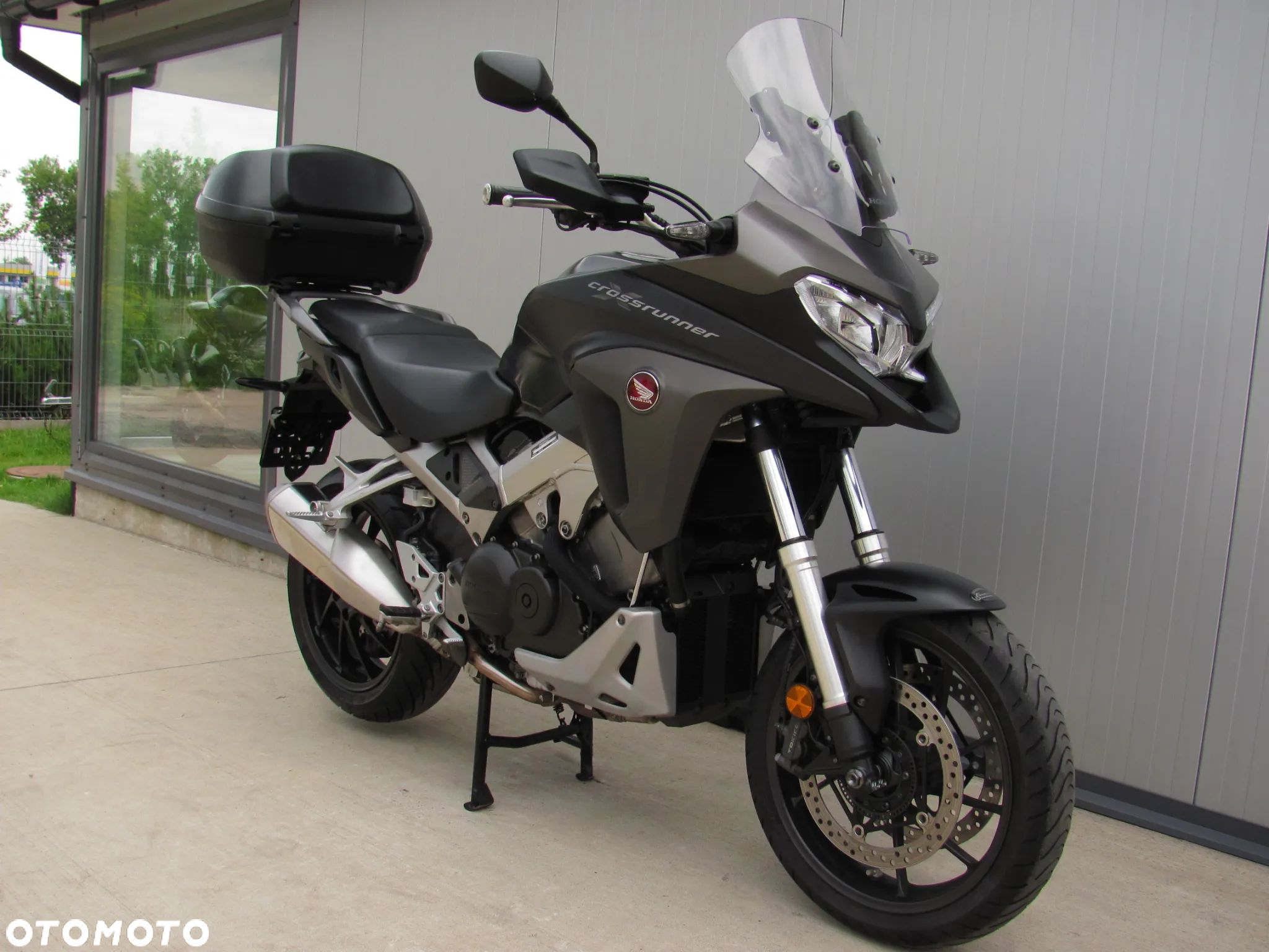 Honda VFR - 1
