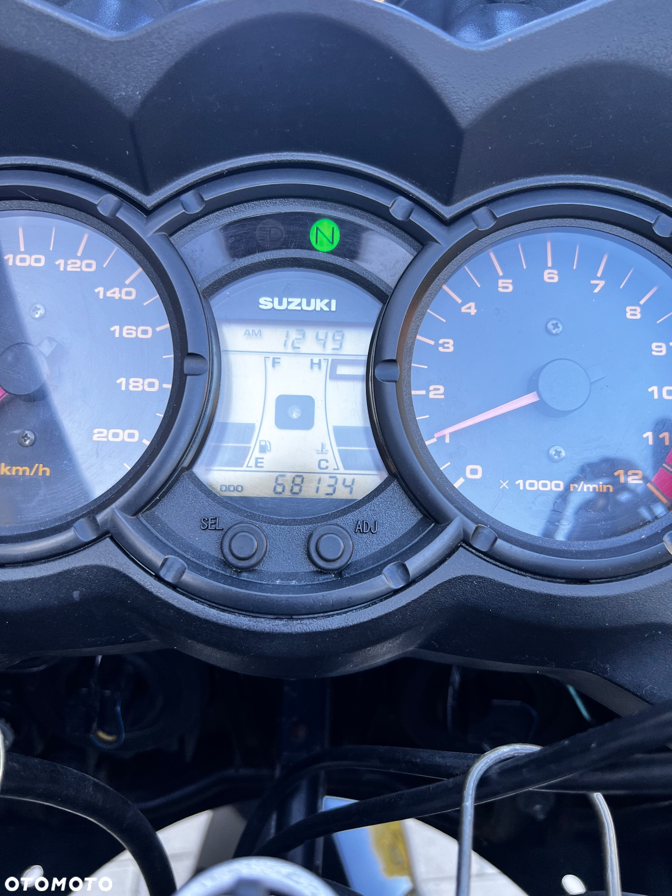 Suzuki DL - 11